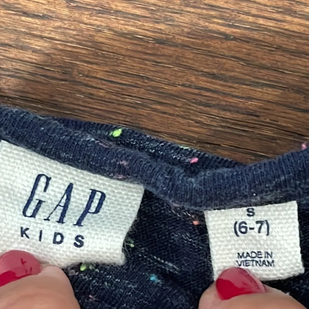 Gap Girls Short Sleeve Flip Sequins T-Shirt Size Small 6/7